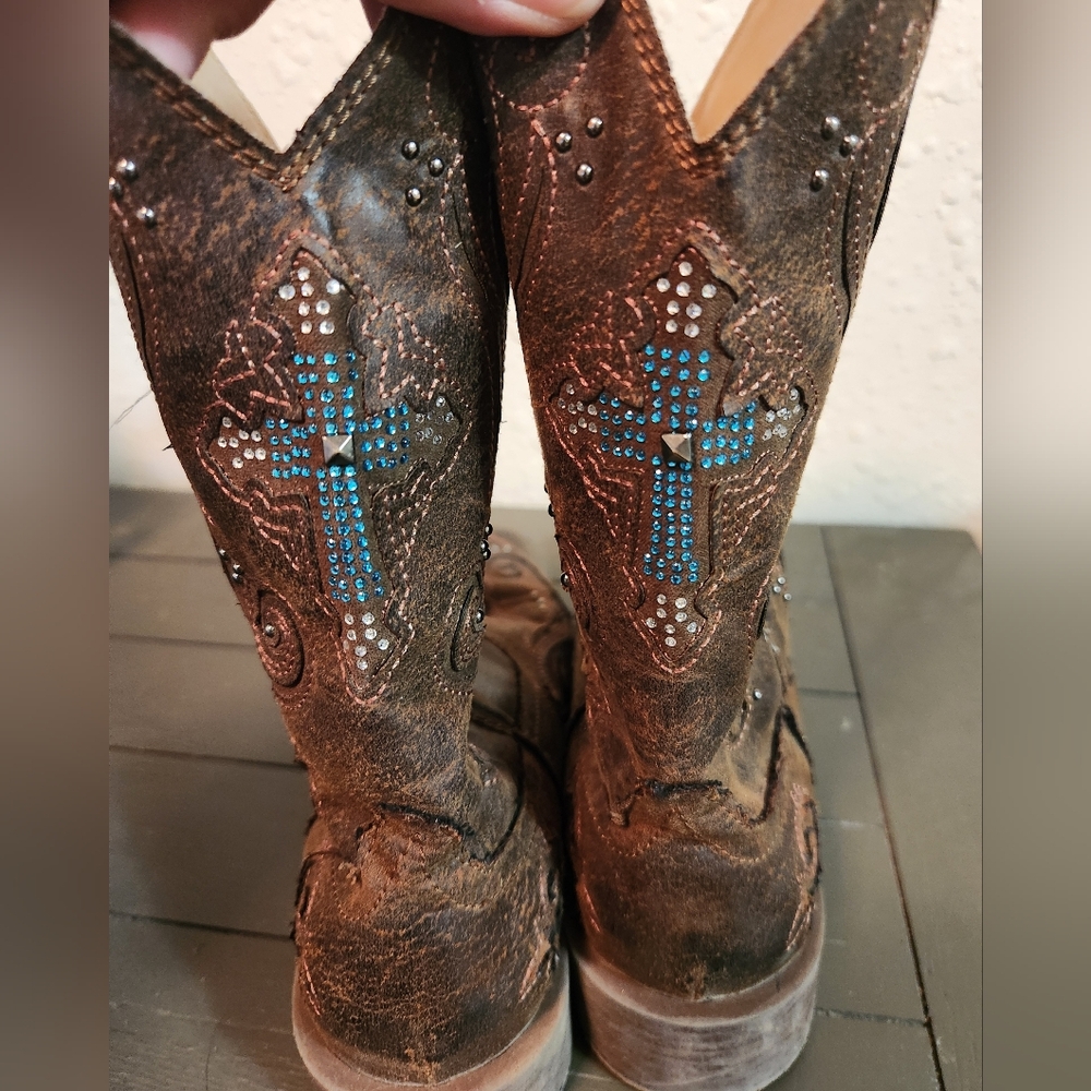 Roper Brown Cowboy Boots with Blue Cross Accents - Picture 5 of 12